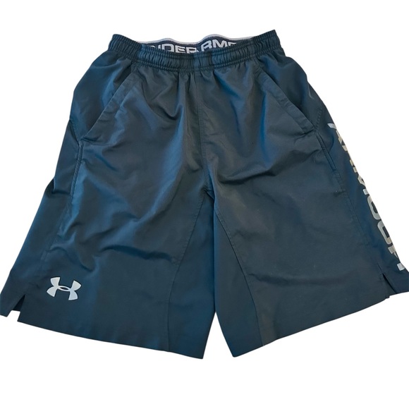 Under Armour Bundle Black Athletic Shorts with Short Sleeve Hooded Shirt Mens M - Picture 4 of 10